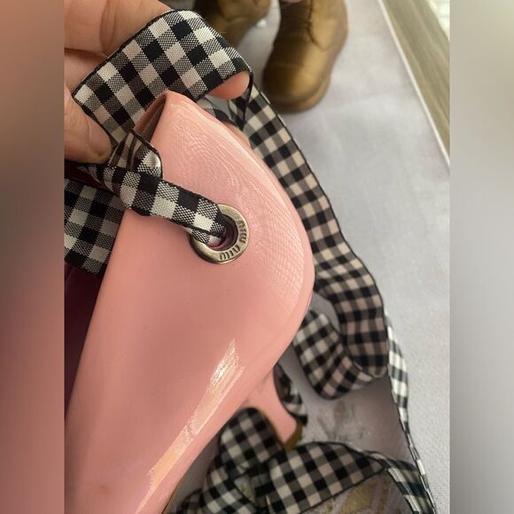 Miu Miu new pink stilettos with black and white ribbon size 41 made in Italy - Picture 13 of 15